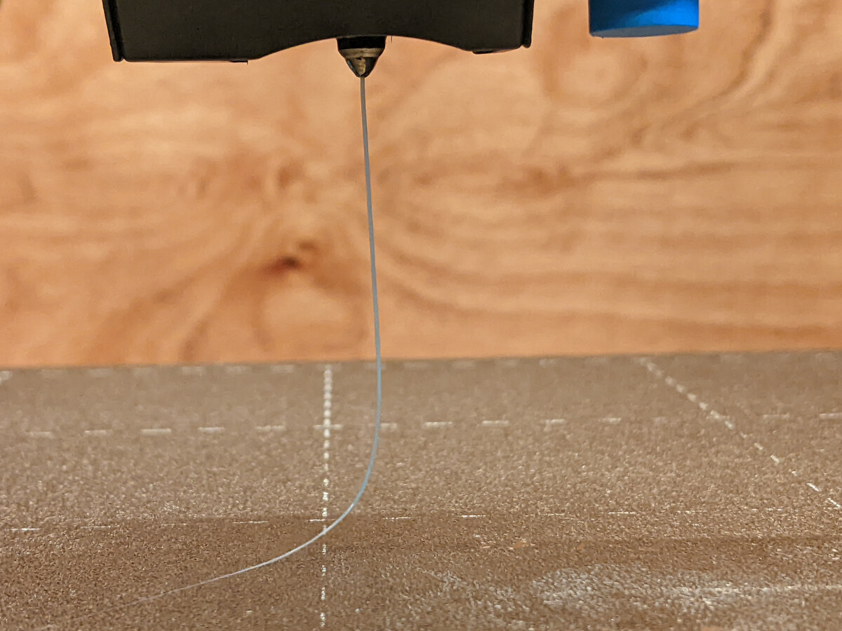 Photo of filament coming out of the nozzle